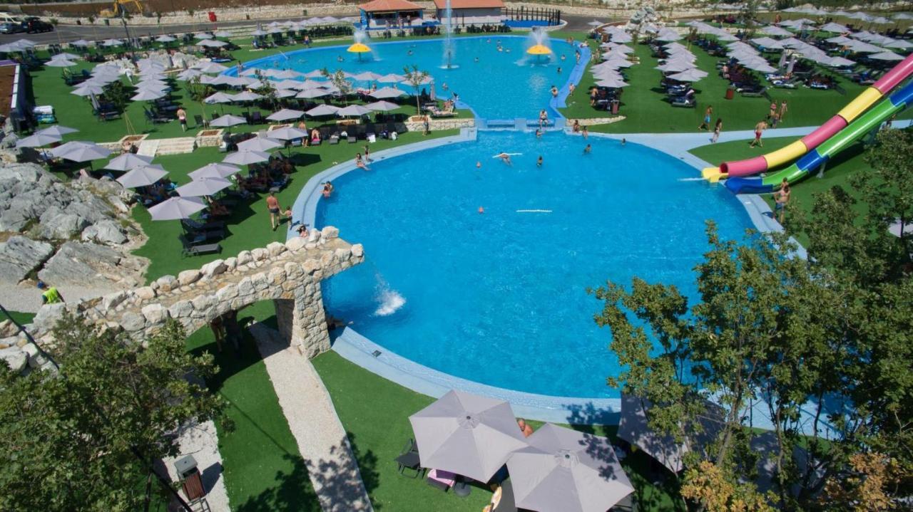 Sl Olimp Aparthotel Trebinje Eksteriør bilde